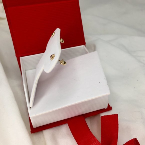 Tiny Hearts Screw-Back Earrings / Posts / Studs - 14k Yellow Gold - So Sweet! - Picture 5 of 8